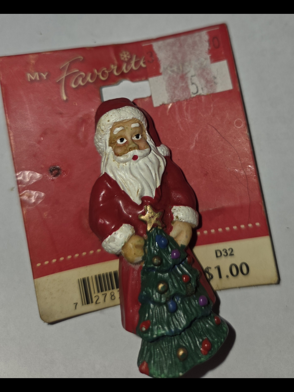 Vintage Santa Lapel Pin - In Packaging